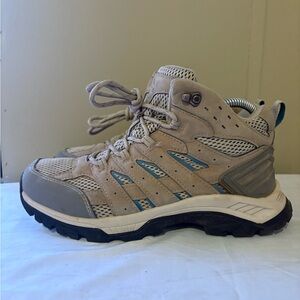 Nortiv 8 Womens Tan and Blue Hiking Shoes high top. Size 8
